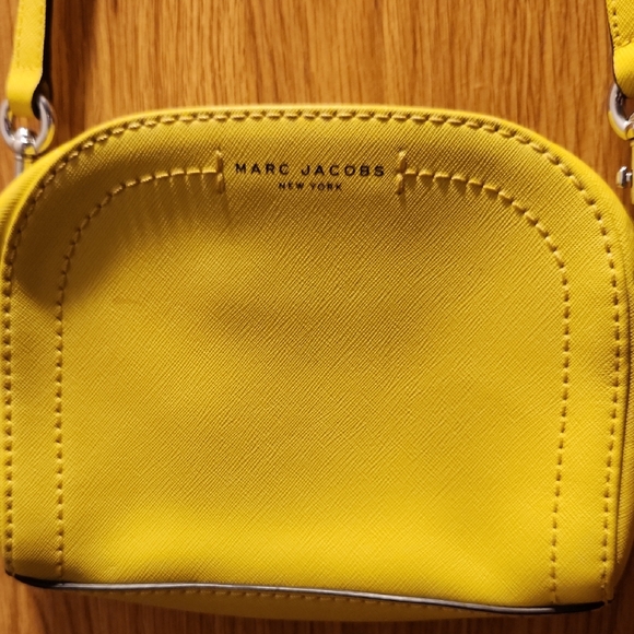 Marc Jacobs Vibrant Yellow Crossbody Bag - Picture 1 of 5